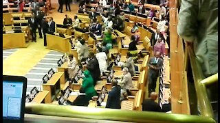UPDATE 1: Singing ANC members fill up National Assembly benches (qGg)