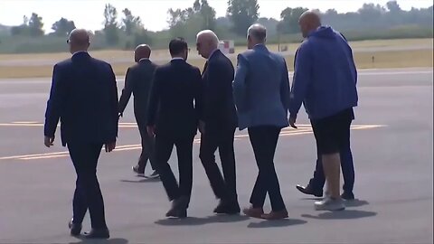 Biden Greeted In Pennsylvania By Democrats, Including John Fetterman Wearing Gym Shorts And Hoodie