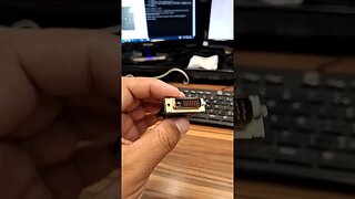 Esse adaptador de DVI p/ HDMI Salva o seu atendimento