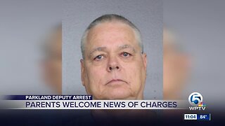 Former deputy Scot Peterson arrested for child neglect, culpable negligence in connection with Parkland school shooting