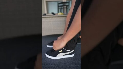 WATCH BEFORE YOU BUY PUMA SUEDE SNEAKERS