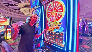 I Play Slots EVERY DAY In Las Vegas! (Episode 1)