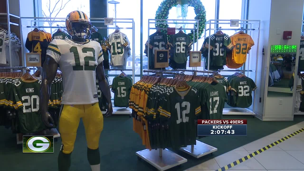 Packer Pro Shop apparel as holiday gifts