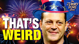 Vince Vaughn Sings 4th of July “Carols”