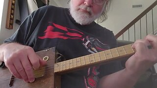 STCF Studio - Cigar Box Guitar- Noodles 2