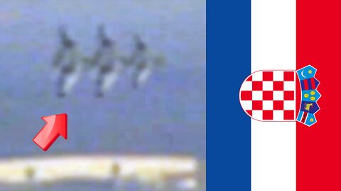 Mysterious Object Seen in the Sky Over Croatia in the Shape of Three Overlapping Objects [Space]