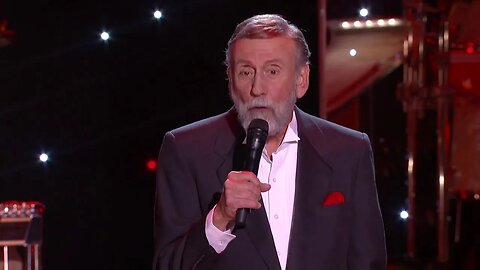 Ray Stevens - "When You're Hot, You're Hot" (Live at the CabaRay)