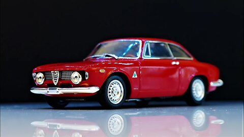 Alfa-Romeo Giulia Sprint GTA - Minichamps 1/43