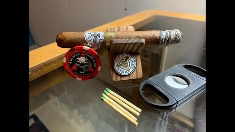 Episode 132 - Serino Cigar Co. (Taino 44) Review (cigarclub.com Exclusive)