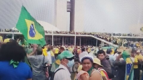 BRASÍLIA INVADIDA PELOS PATRIOTAS