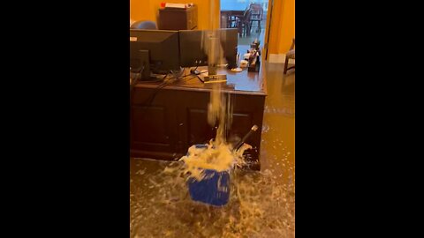 Ohio Statehouse Flooded From Burst Pipes