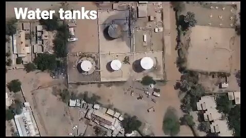 Israeli bombs Palestinians gathering water from tanks!