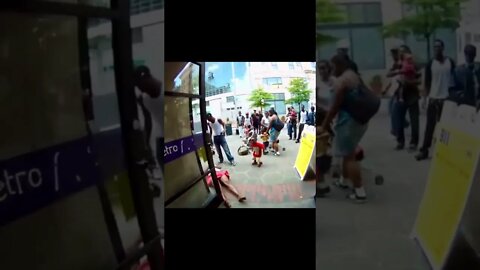 Lady tries to fight a security guard. 😂#crazyvideo #shorts #tazer #securityguard
