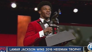 Former Boynton Beach star, Louisville QB Lamar Jackson wins Heisman Trophy