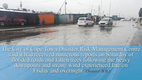 SOUTH AFRICA - Cape Town - Flooded roads and fallen trees following the heavy downpours (VIDEO) (jNB)