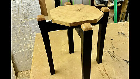 Small oak side table build - ebonized with tannic tea and vinegar/wire wool solution.