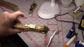 Removing Tarnish from Brass Locomotives