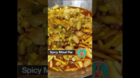 Spicy Misal Pav | झणझणीत मिसळ पाव #Shorts #YTShorts #Recipe #FreshSimpleRecipe #Tasty