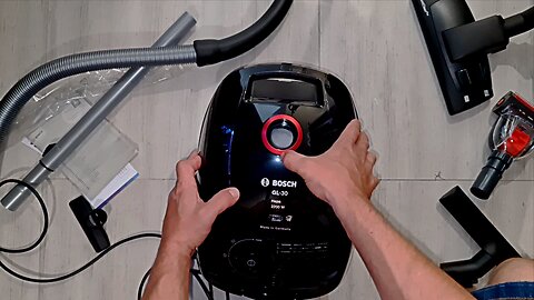Unboxing & Reviewing the Bosch GL-30 Bagged Vacuum Cleaner
