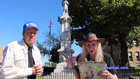 Military Monument Square, Knoxville, Ia. Travel USA, Mr. Peacock & Friends, Hidden Treasures