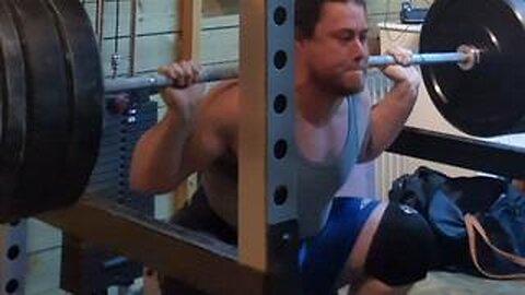 3x7 132.5 Kgs Deep High-bar Squats. Final Set.