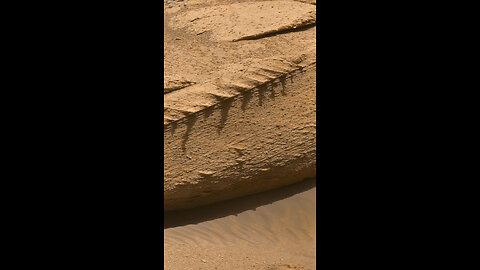 April 13, 2023: #Curiosity finds interesting rocks through its #MastCams. #Short #4K #60FPS via #AI.