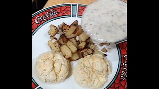 Give Yourself A Reason To Wake Up In The Morning! ☀️ Biscuits & Sausage Gravy☕