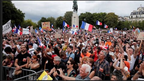 French people revolt against the "health pass".