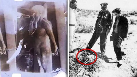 A CIA Official FINALLY Breaks Silence on UFO Alien Evidence
