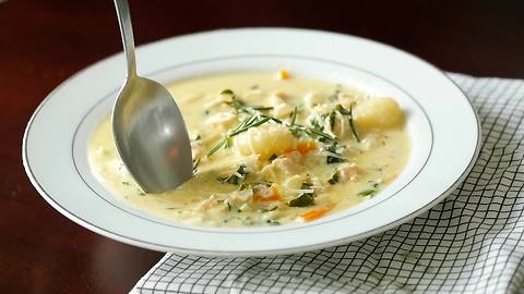 How to make chicken gnocchi soup