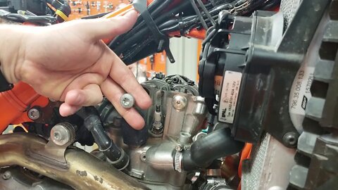 Adjusting valves on a 2016 - 2021 KTM 450 SXF EXC XCF