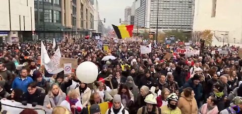 Brussels / Belgium - Freedom March: Protest Anti Green Pass - 05.12.2021
