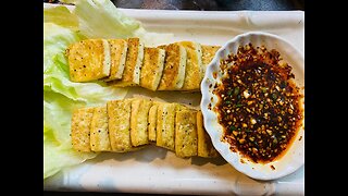 Glden Tofu with Spicy Dipping Sauce 煎豆腐