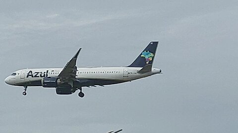Airbus A320 PR-YRE vindo de Belém do Pará para Manaus