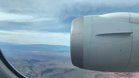 ORD - LAS On An American Airlines Boeing 787-8 (Dreamliner)