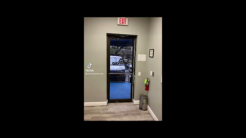 Storefront door repair; door hinges/pivots replacement, in Pompano Beach, Fl.
