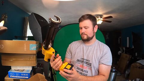 Unboxing: Cordless Caulking Gun, 20V Electric Caulk Adhesive Gun with 2*2.0Ah Li-Battery & Anti-Drip