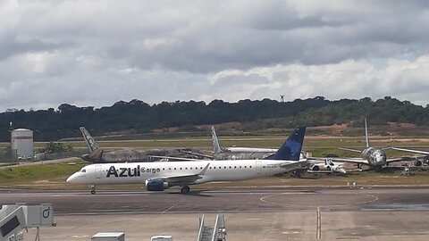 Boeing 737 MAX 8 PR-XMH taxia e decola para o Rio de Janeiro