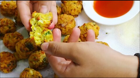 "Crispy Maggi Pakora Recipe: A Delicious Twist on a Classic Snack | Step-by-Step Video Tutorial"