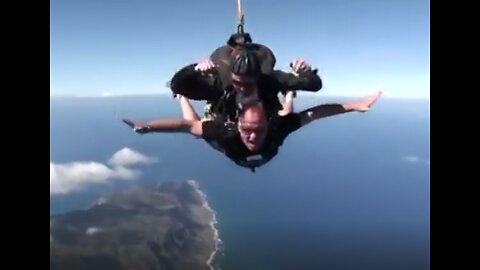 Sensei Kurt Skydiving in Oahu's North Shore