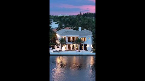 Yacht with Luxury Home