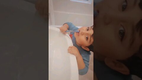 Cute baby 👶💓 shows how to brush your teeth. #viral #shorts #trending #cute #teeth