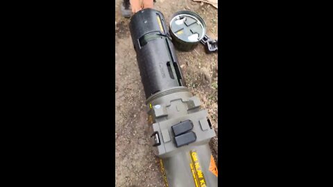 Russian forces unbox a western-donated NLAW anti-tank missile