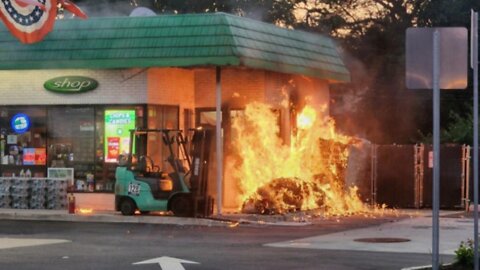 Lynbrook Fire Department - Mutual Aid to Valley Stream - Gas Station Fire