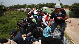 As Mexico Cracks Down On Caravan, Migrants Board A Deadly Train North
