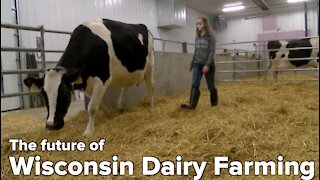 First all-female dairy farm class at Wisconsin college