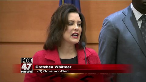 Gov. Snyder shows Gov.-elect Whitmer around the Governor's office