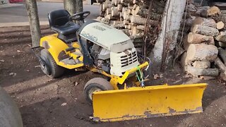 2002 Cub Cadet 3204 Garden Tractor - walk around