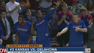 #2 Kansas hands Oklahoma 7th straight loss, 81-70