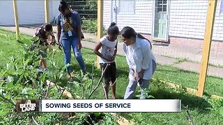 Cleveland Heights residents create garden for Nepalese families now living there